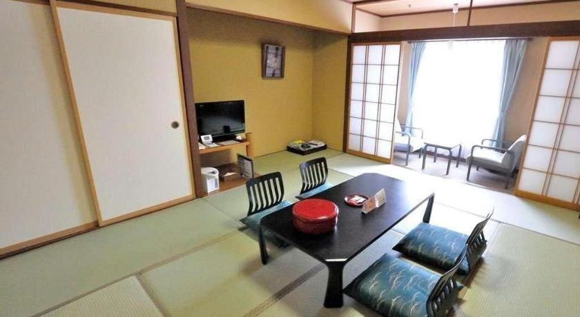 Tateyama Kokusai Hotel Toyama Station Zewnętrze zdjęcie